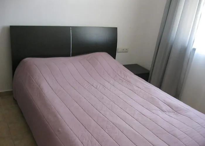 Helios アパート ポモリエ