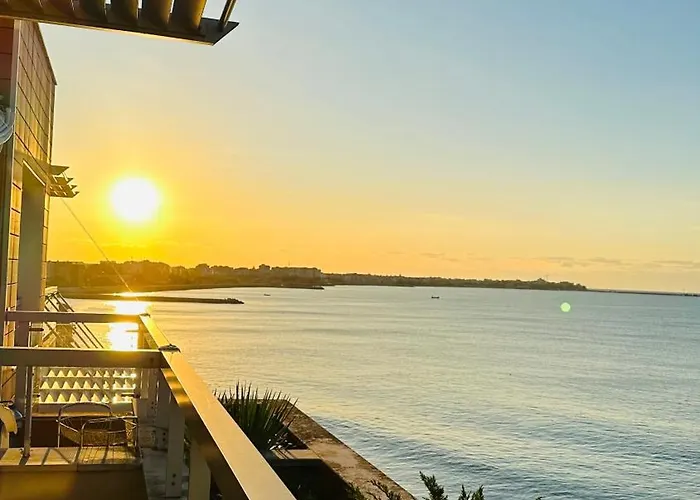 アパート Helios ポモリエ